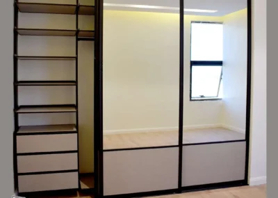 Sliding Doors (19)_90_11zon